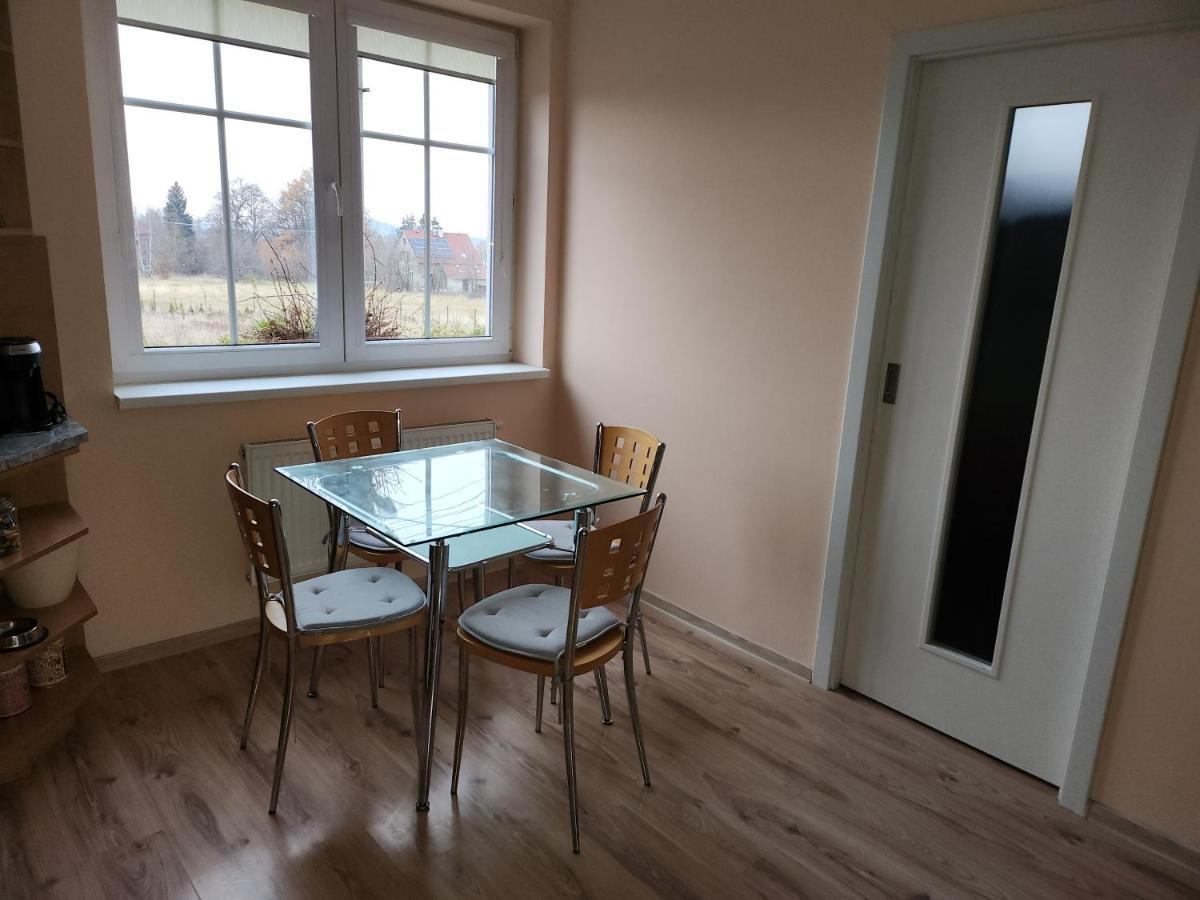 Prazdninovy Dum Varnsdorf Exteriör bild