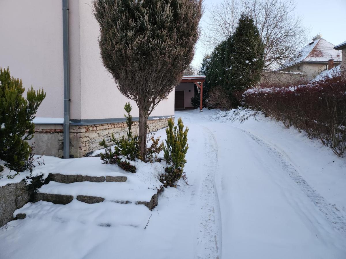 Prazdninovy Dum Varnsdorf Exteriör bild