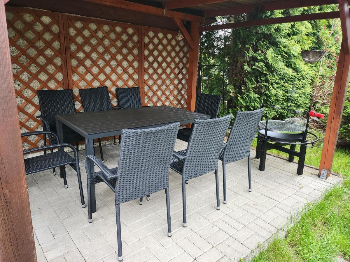 Prazdninovy Dum Varnsdorf Exteriör bild